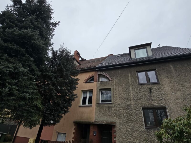 3 pokojowe, dwupoziomowe mieszkanie z ogrodem