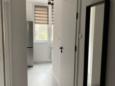 Na sprzedaż 2 pokojowe mieszkanie w spokojnej okolicy