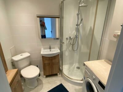 Na sprzedaż 2 pokojowe mieszkanie w spokojnej okolicy